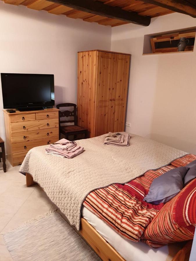 Kis Haz Apartman Zalacsány エクステリア 写真